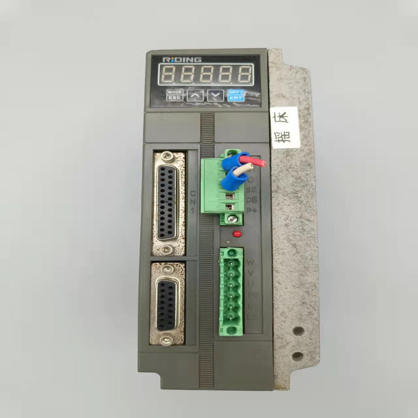 RIDING日鼎交流伺服控制器驱动器DCS3204-HJYCF2   一手拆机资源