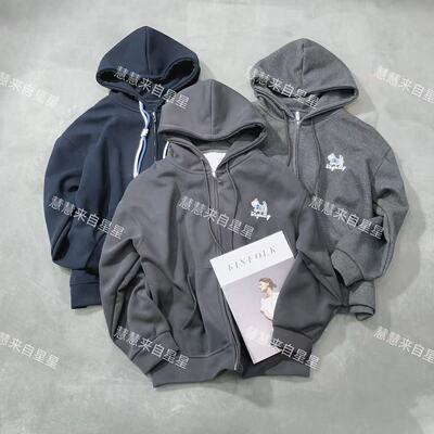 慧慧来自星星女装店 7058新款经典左胸刺绣小狗连帽卫衣外套RIGGG