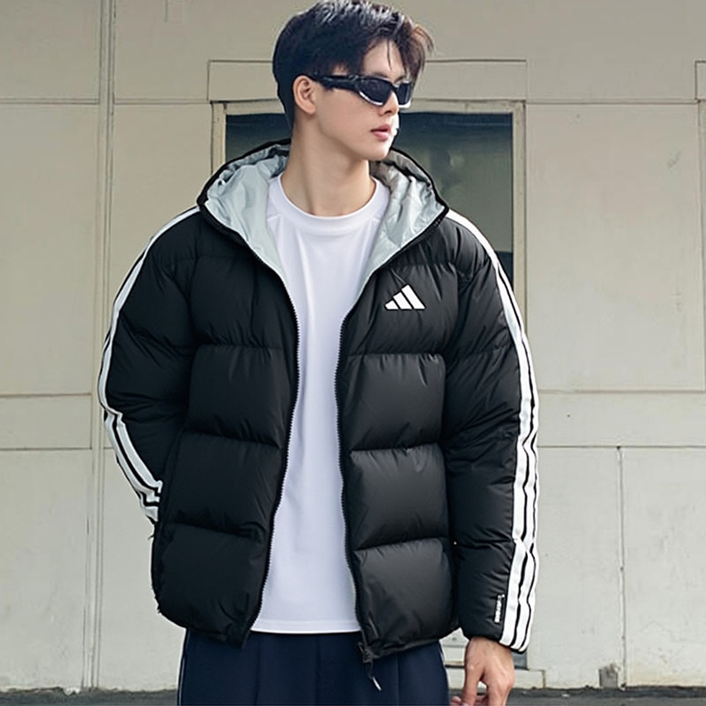 阿迪达斯羽绒服男装2025冬季新款运动服双面穿连帽防风夹克外套