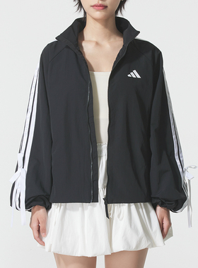 阿迪达斯女装三条纹运动服跑步上衣休闲立领夹克宽松外套KT5003