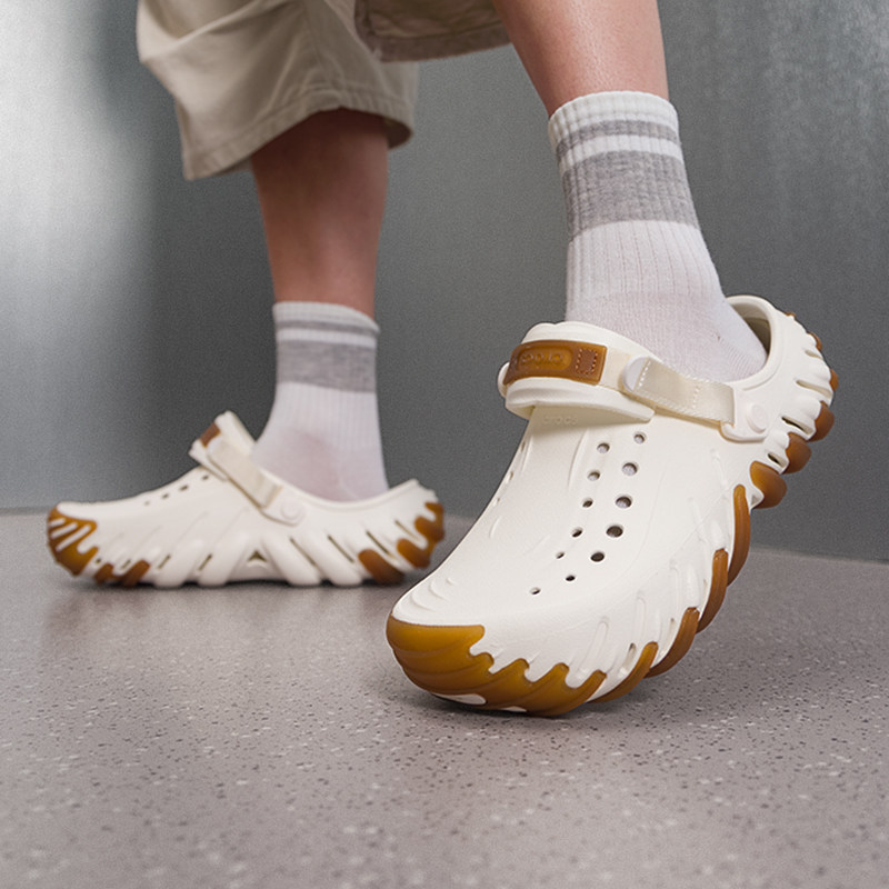 卡骆驰男鞋女鞋2026新款运动拖鞋户外透气沙滩鞋时尚潮流休闲凉鞋