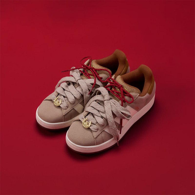 阿迪达斯三叶草马年新年款男鞋女鞋本命年面包鞋低帮板鞋运动鞋,运动鞋new,运动休闲鞋,淘宝优惠券,粉丝福利购,淘宝优惠卷