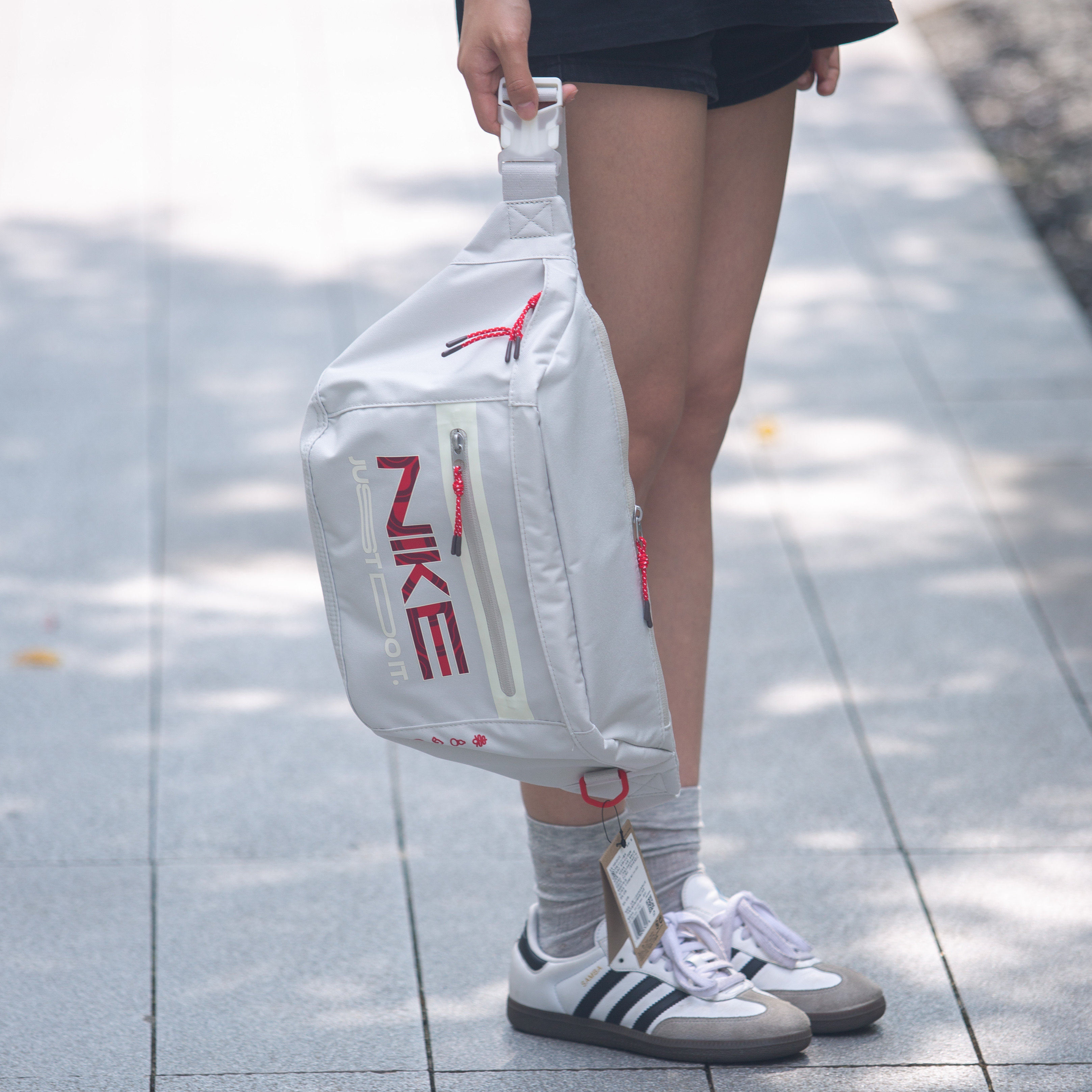 幸运叶子丨NIKE耐克腰包男女包夏季新款通勤单肩包斜挎包情侣胸包