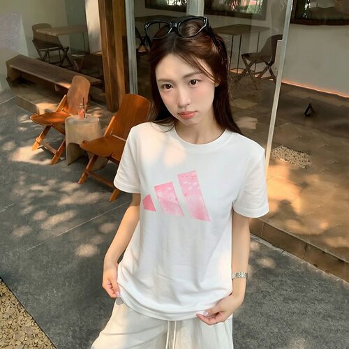 幸运叶子|阿迪达斯圆领短袖女装时尚休闲半袖运动服T恤KS2867
