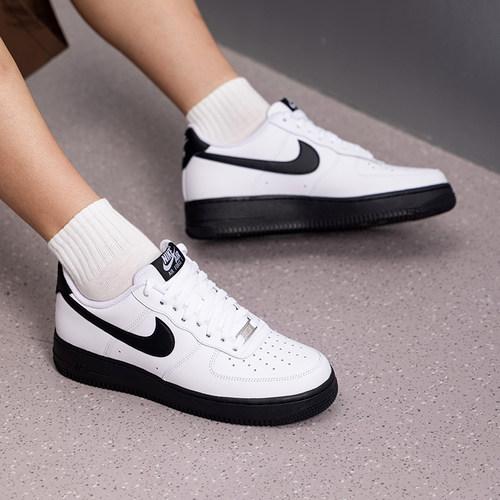 幸运叶子丨NIKE耐克男鞋AIR FORCE 1 '07空军一号休闲板鞋FJ4146