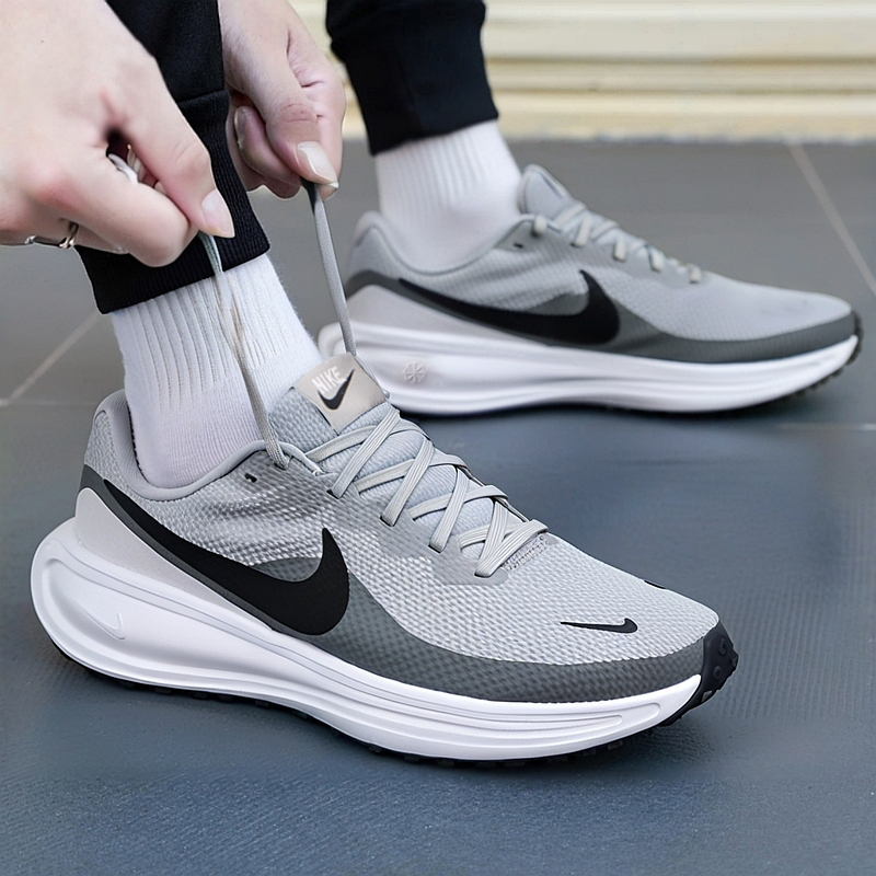 Nike耐克男鞋冬新款REVOLUTION 8网面透气运动鞋跑步鞋HJ9198-004