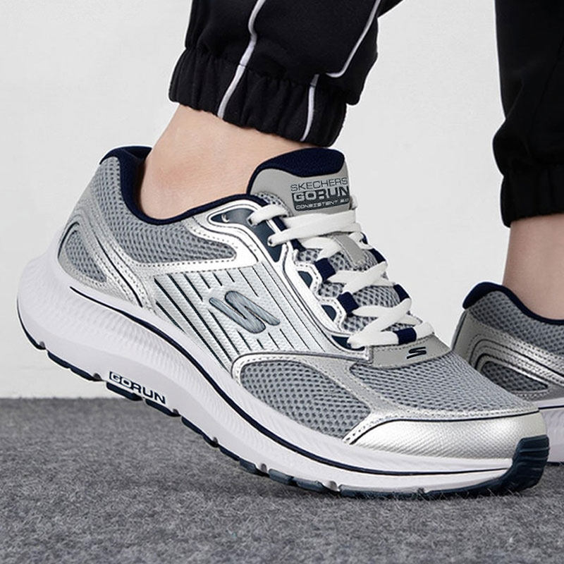 斯凯奇官网运动鞋男鞋2026春季新款旗舰网面透气休闲鞋减震跑步鞋