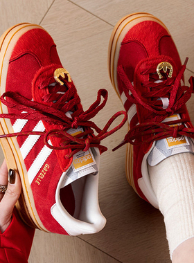 阿迪达斯三叶草女鞋休闲鞋红色新年款马年GAZELLE BOLD W运动板鞋