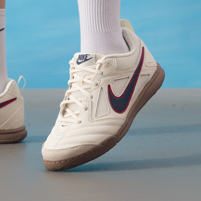 NIKE耐克女鞋2025冬季新款运动鞋轻便时尚透气减震复古休闲鞋