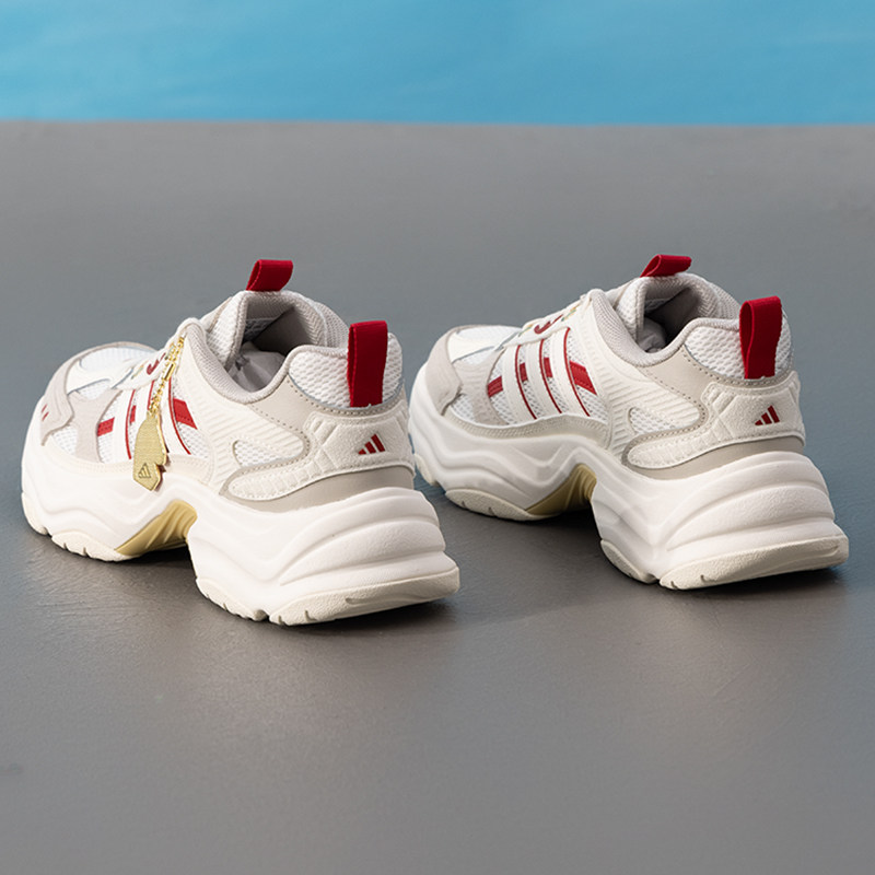 阿迪达斯马年新年款跑步鞋男鞋女鞋运动鞋复古慢跑鞋本命年老爹鞋
