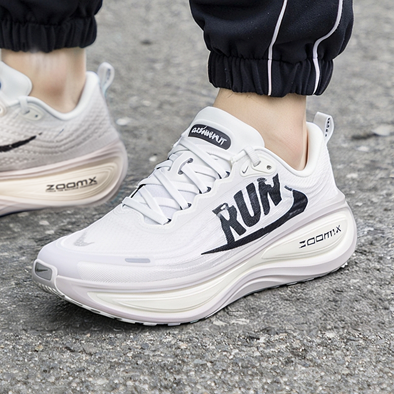 Nike耐克超级迈柔男子跑鞋正品全掌ZOOMX缓震运动鞋VOMERO PLUS