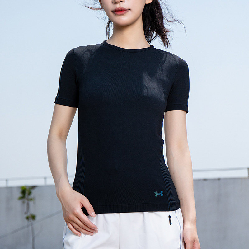 UA安德玛速干T恤女装运动服户外休闲训练健身短袖女士上衣半截袖
