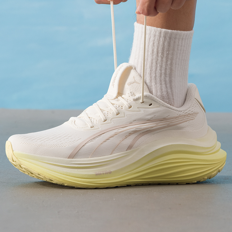 PUMA彪马男鞋跑鞋25秋季新款白色透气运动鞋缓震竞速跑步鞋802252