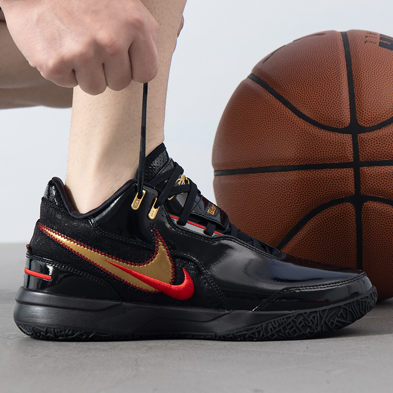 耐克男鞋2025夏季新款LEBRON詹姆斯实战篮球鞋运动鞋FJ1567-001
