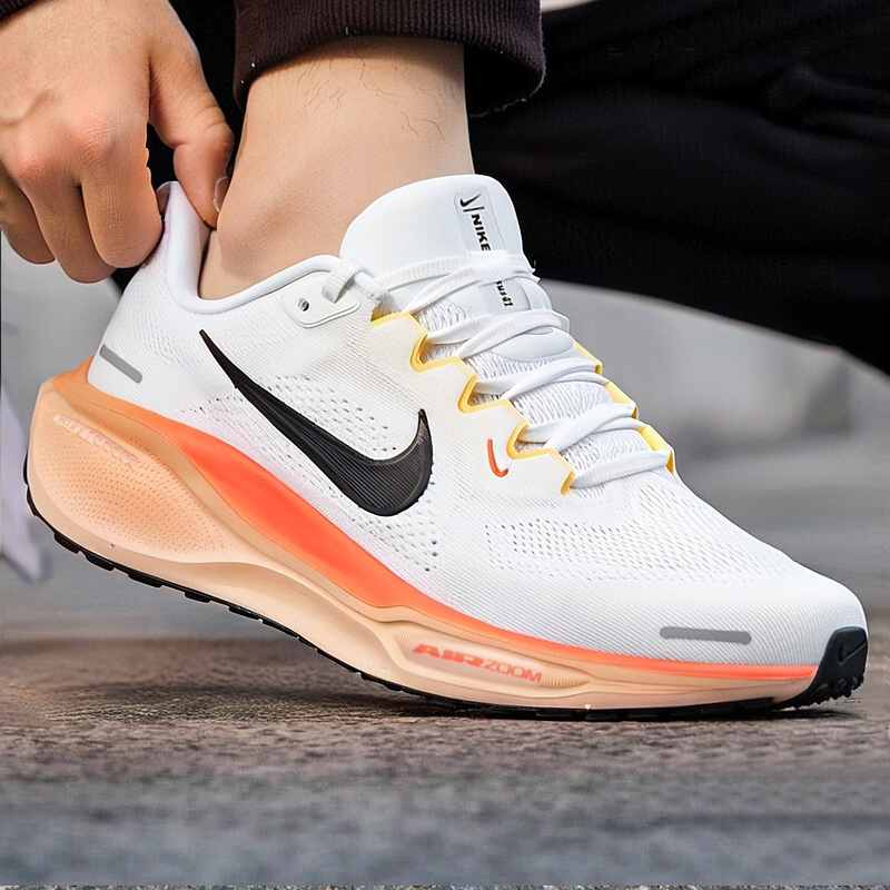 耐克男鞋飞马缓震运动跑步鞋