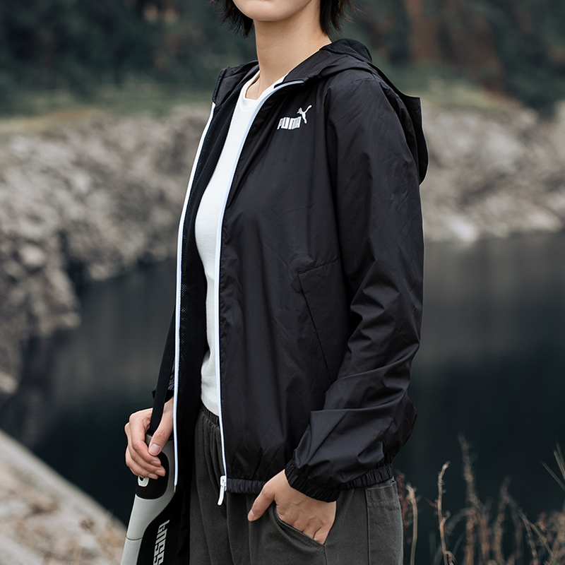 PUMA彪马外套女装秋季新款连帽上衣跑步运动服休闲梭织夹克672909
