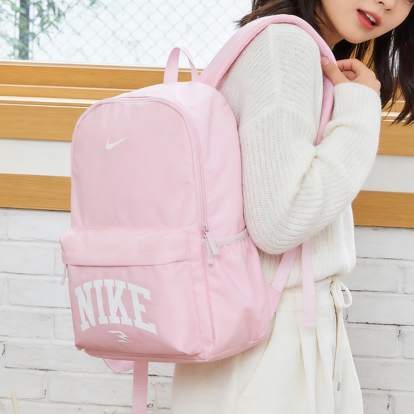 耐克双肩包男包女包春季新款大容量背包电脑旅行包初高中情侣书包