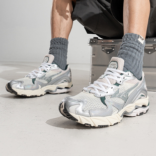 跑步鞋 RIDER10休闲轻便透气减震运动鞋 冬季 WAVE 新款 美津浓男鞋