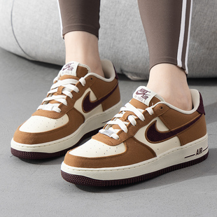耐克撞色板鞋女鞋春季新款AIR FORCE 1 LV8 3运动鞋大童鞋休闲鞋