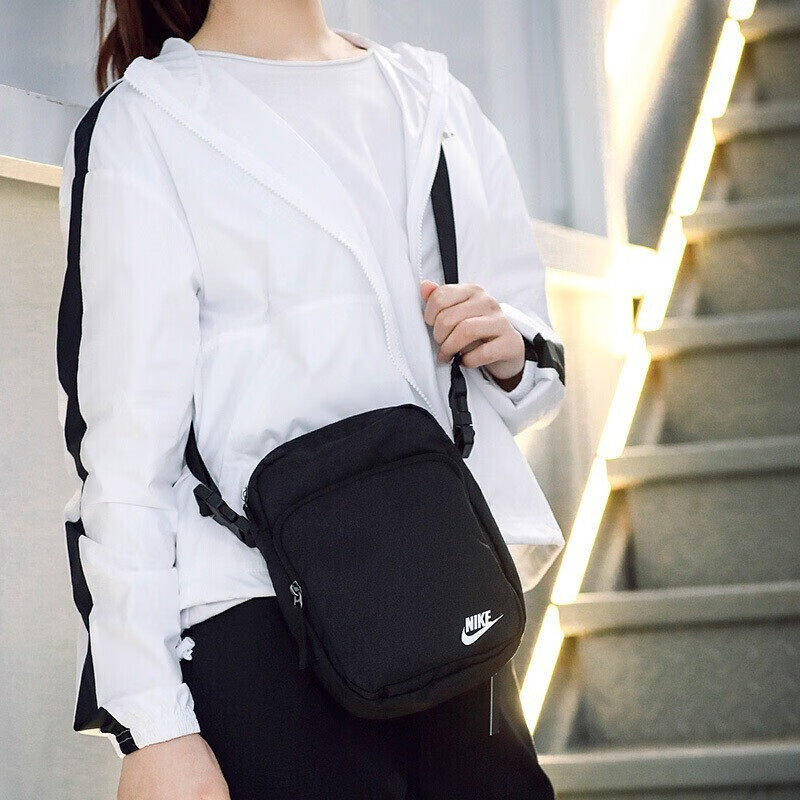 ~NIKE耐克男包女包运动包时尚单肩包斜挎包学生小包骑行包 DB