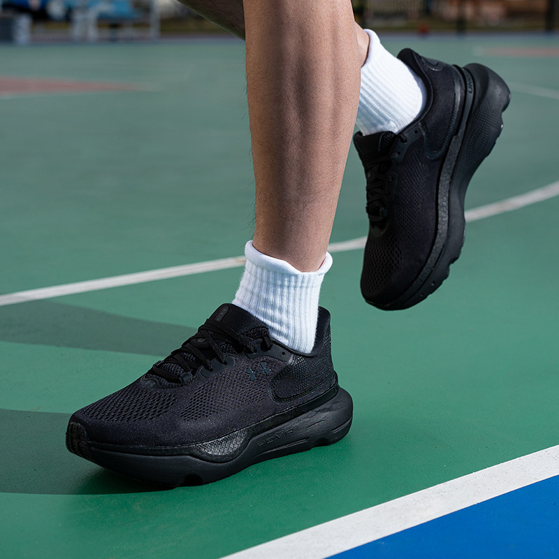 UA安德玛缓震跑步鞋男鞋冬季新款网面透气运动鞋健身训练鞋慢跑鞋