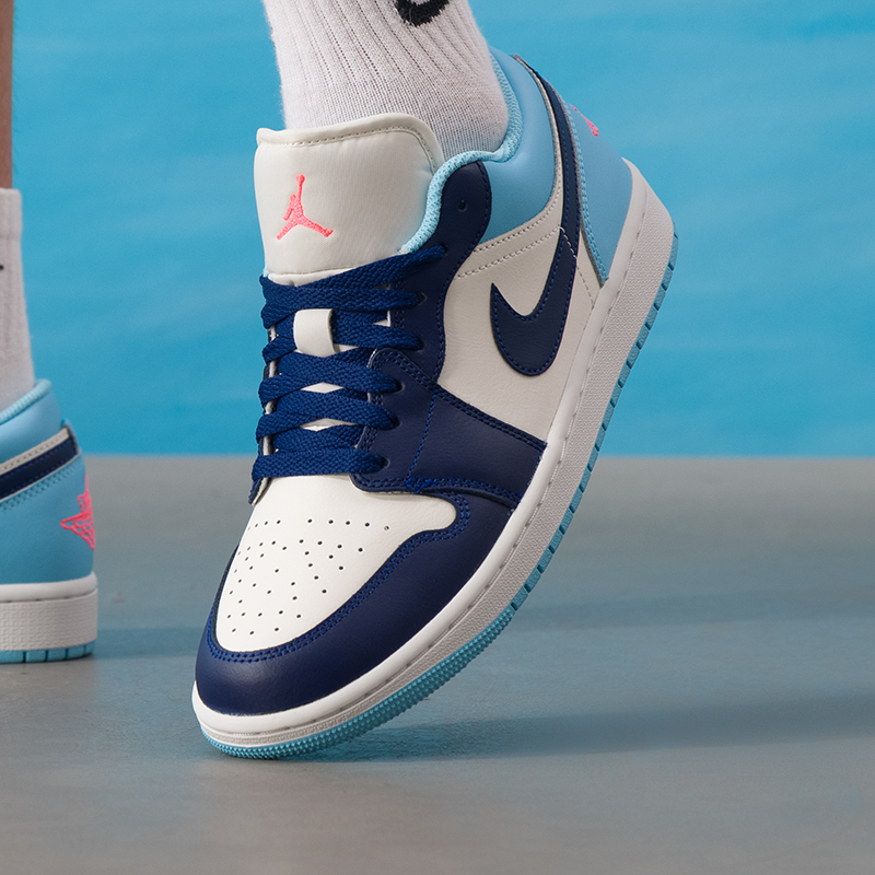 NIKE耐克男鞋2025冬季新款运动鞋AIR JORDAN 1比赛篮球鞋553558