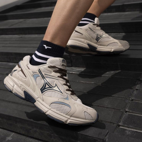 美津浓网面鞋透气跑步鞋Mizuno