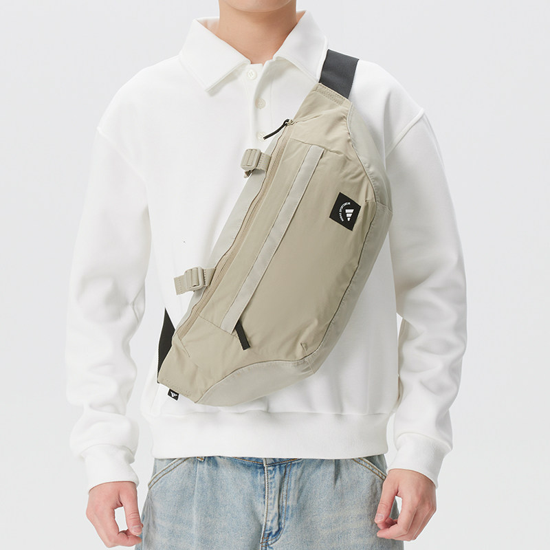 阿迪达斯男包女包2026新款运动骑行胸包时尚腰包休闲单肩包斜挎包