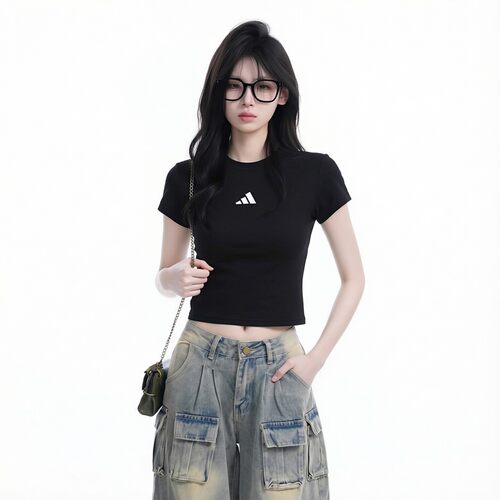 阿迪达斯圆领短袖女装2026夏季新款修身运动半袖短款T恤衫JE4000