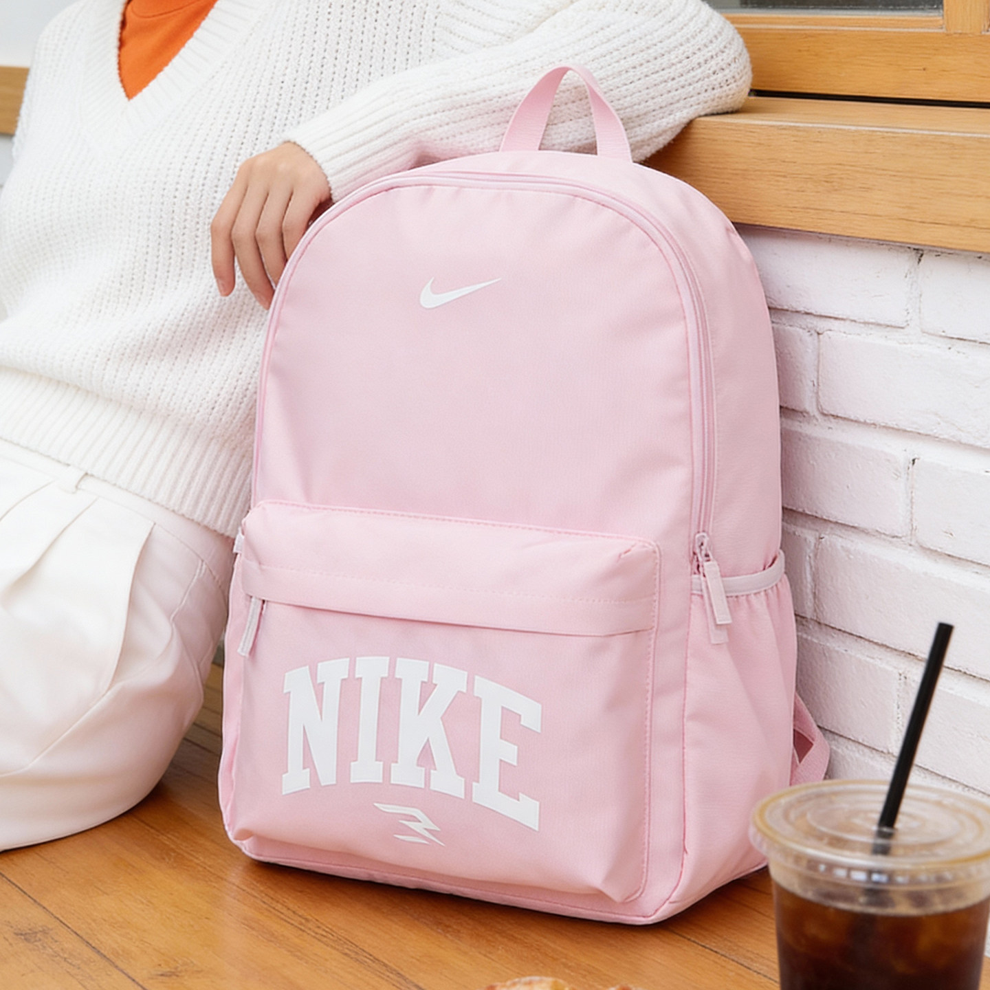 耐克双肩包男女包春季新款大容量背包电脑旅行包初高中学生书包