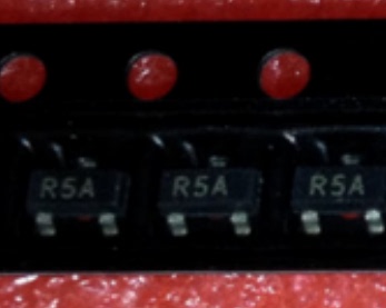LM4040AIM3X-5.0 LM4040AIM3-5.0 R5A 精密微功耗并联电压参考
