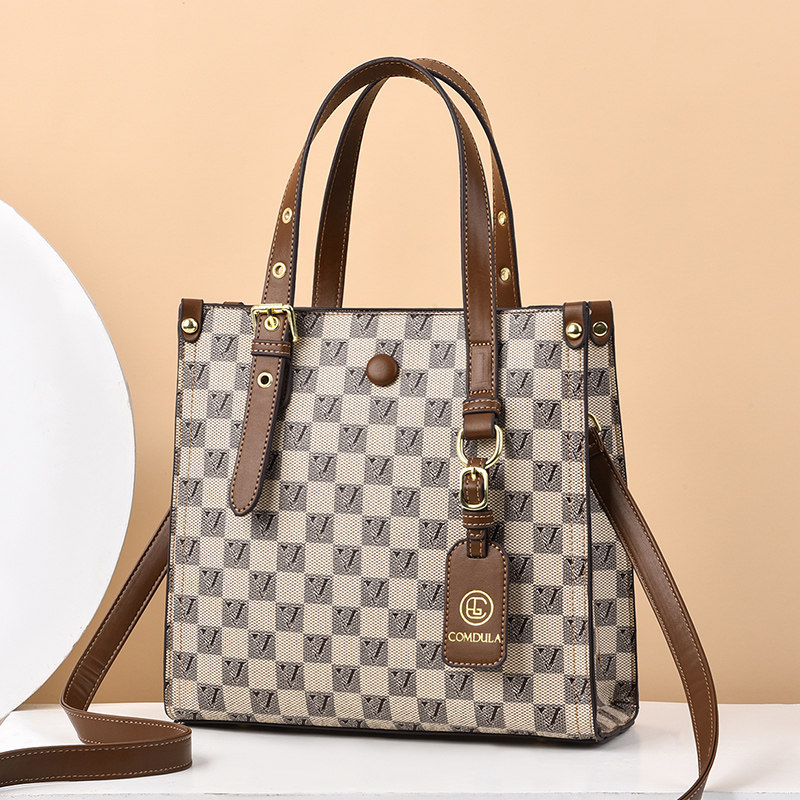 春夏托特包大容量2025新款女包斜挎百搭手提包通勤简约大气单肩包