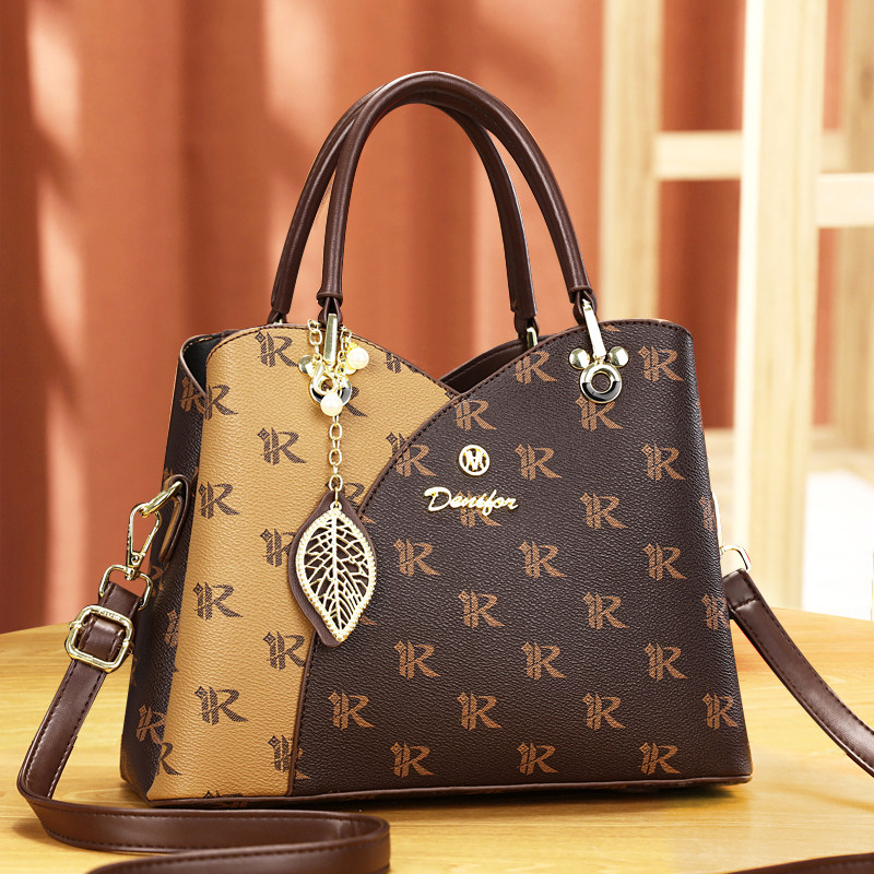 高级感手提包送妈妈包礼物大气2024新款中年斜挎包大容量送长辈