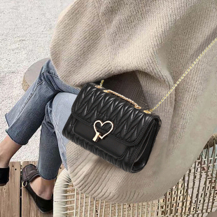 春夏2025小包包链条斜挎包菱格包女单肩腋下包高级感小众白色