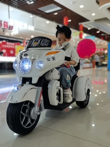 小孩警车摩托车双座大号