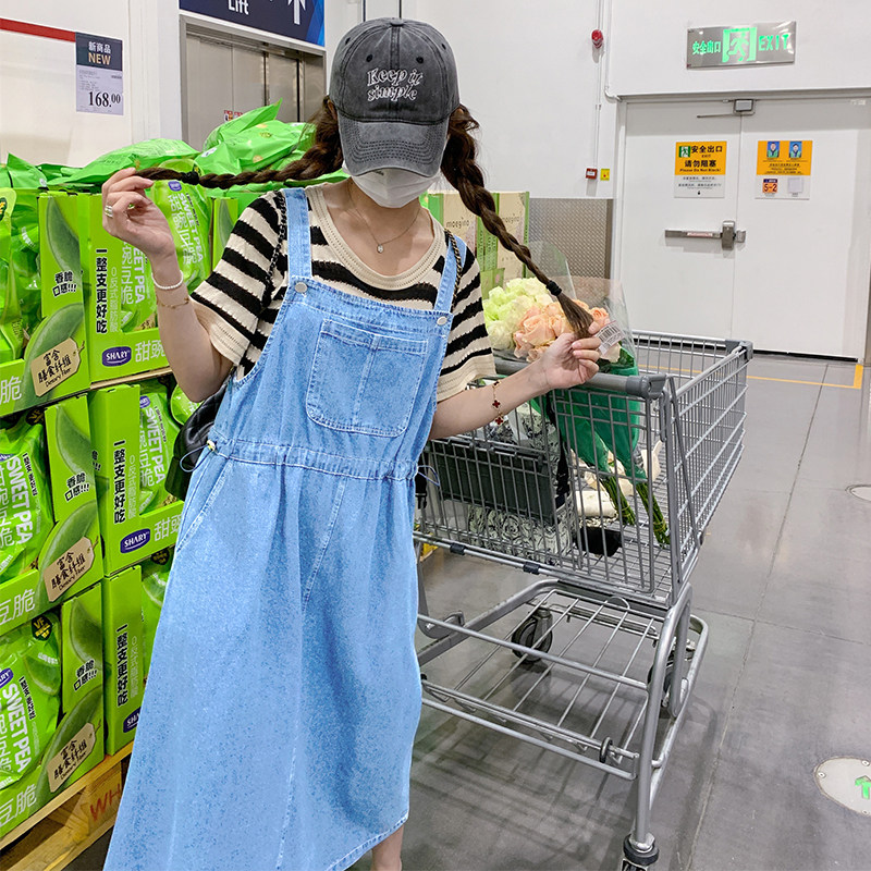 2024夏季新款条纹T恤背带牛仔连衣裙女宽松显瘦减龄学院风两件套,女装套装/套裙,Mushroom