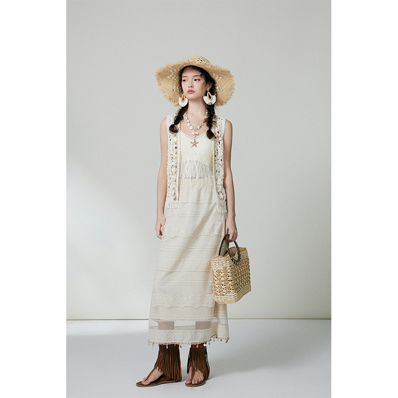 猫酱紫贝壳镂空针织马夹女夏季设计感度假风套装花花半裙