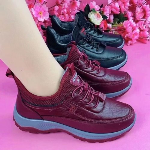 2025冬季加厚棉鞋女中老年加绒妈妈鞋软底防滑奶奶鞋防水保暖