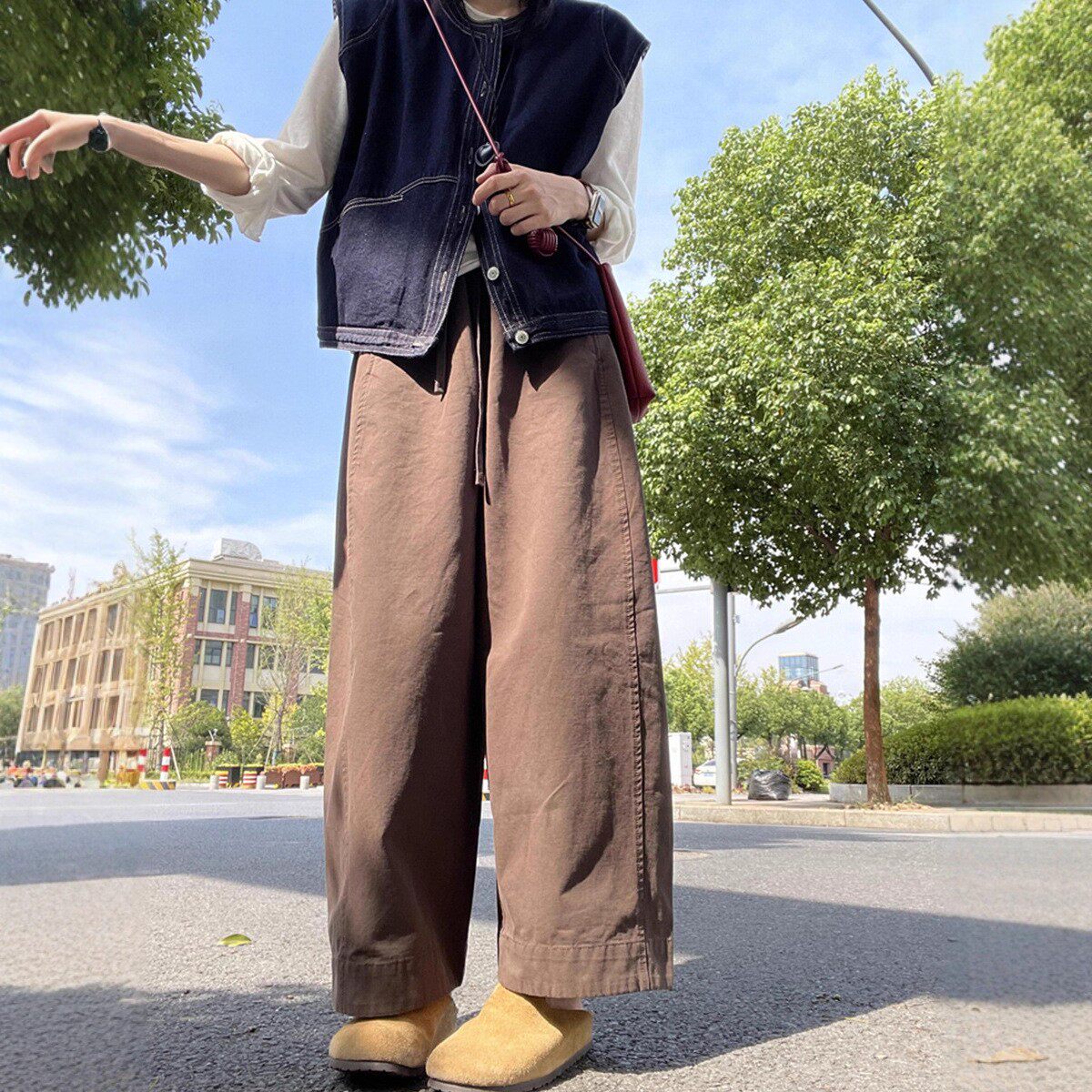 日系秋款小个子咖色直筒阔腿裤2025新款女生九分裤抽绳休闲简约版