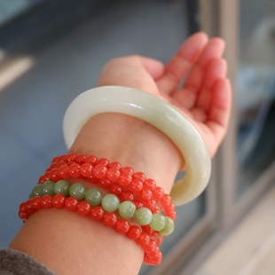 「翠峦」和田玉山料老坑俄料白玉翠青白底青肥圆条手镯61大圈口