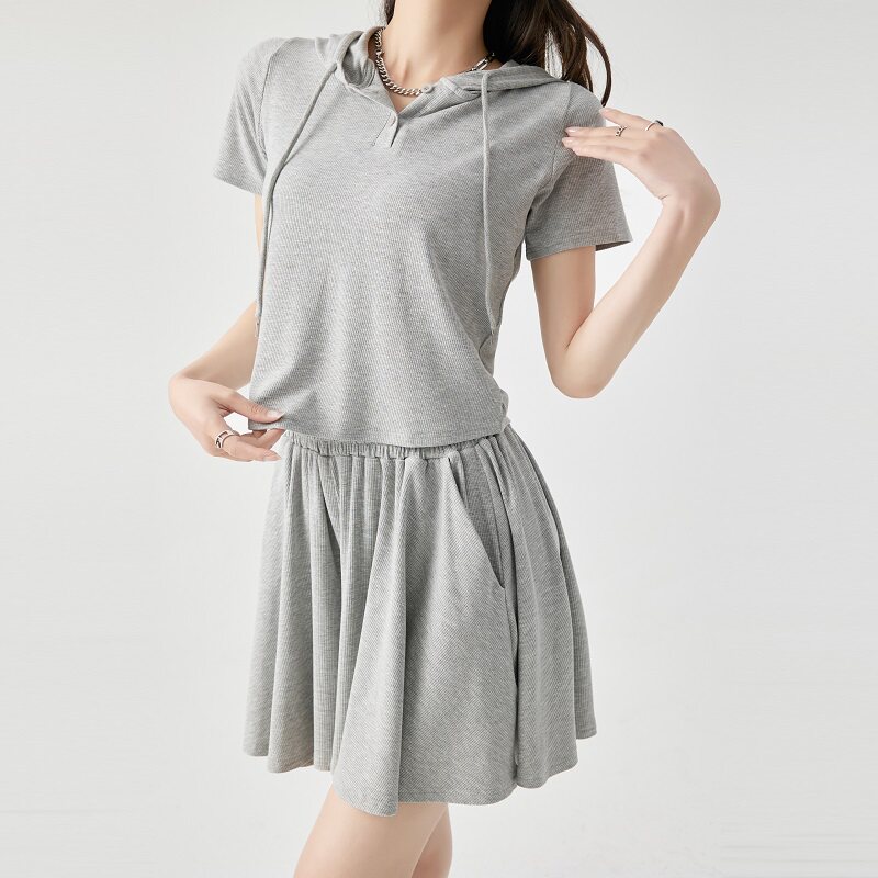 外贸原单意大利大牌女装清仓欧夏季a字慵懒风短裤连帽两件套装女