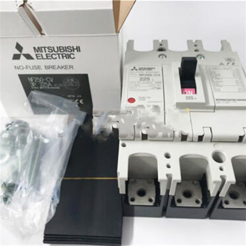 断路器NF30-CS 63CW 125SW HW CV SV 100-CWB 250-LXV 2P 3P 4P A