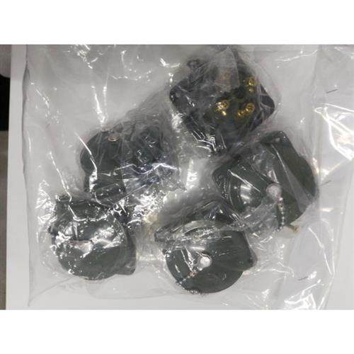 泰和电器工业插座CE-320E-R(250V20A4孔)