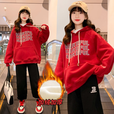 女童红色加绒连帽卫衣本命年
