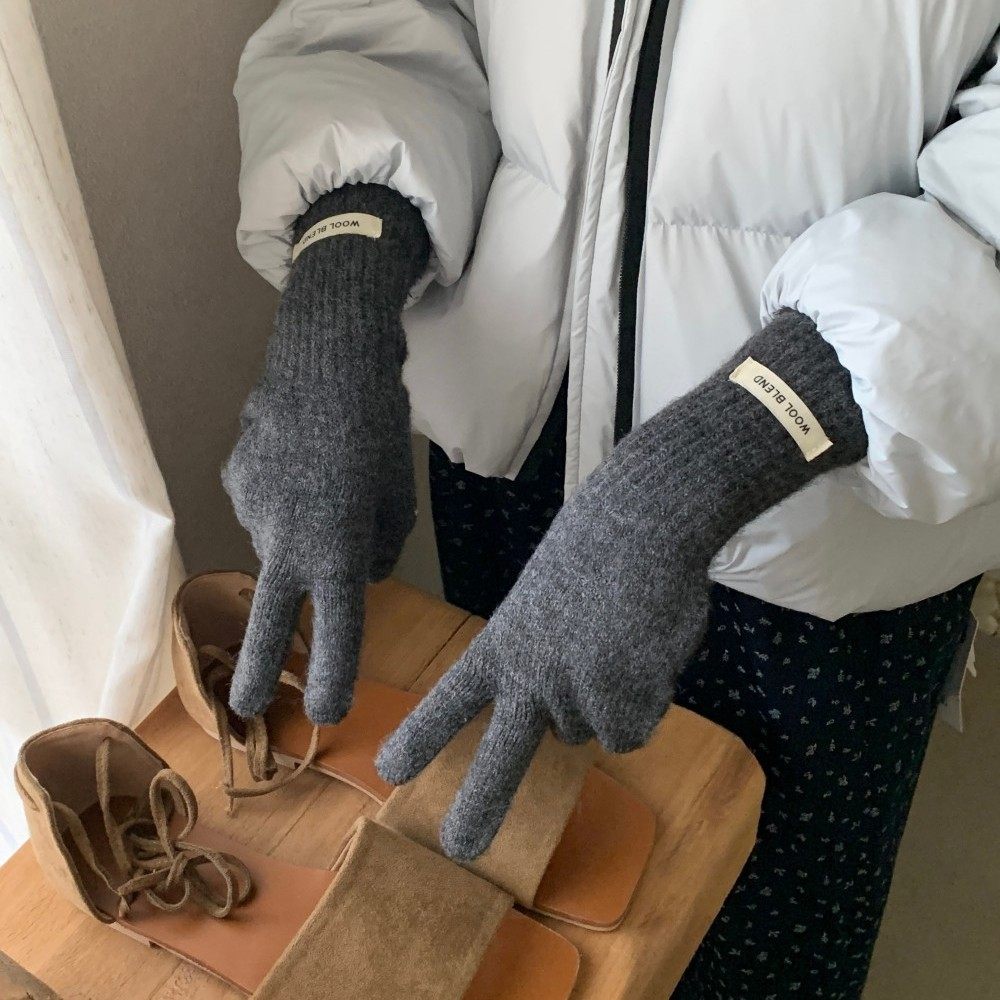 羊毛混纺手套冬季女款可触屏纯色针织绒感保暖情侣款百搭简约时尚