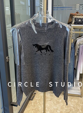 马年元素 舒适软糯灰色小马提花羊毛套头宽松针织衫毛衣女上衣