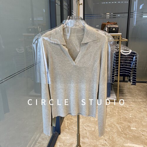 设计感V领百搭修身套头针织衫女