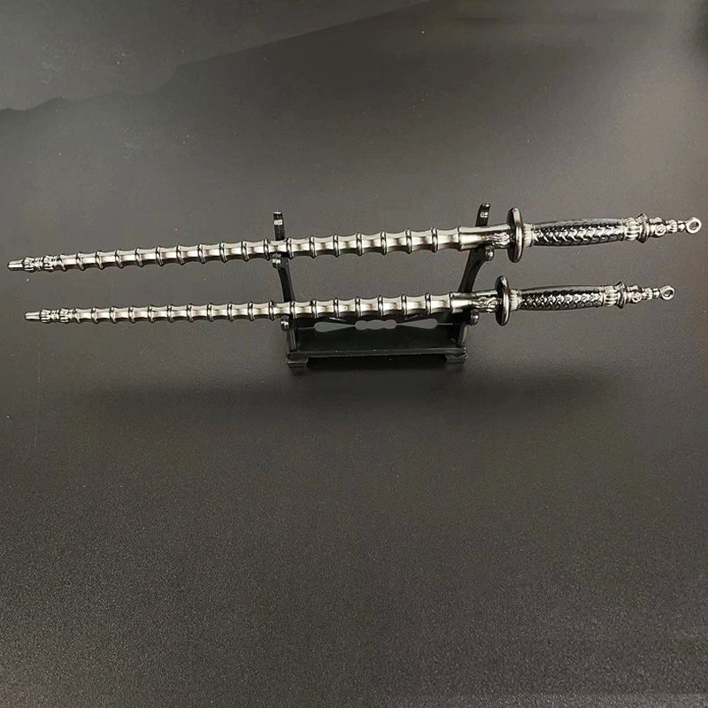 隋唐古代冷兵器尉迟恭竹节八尺钢鞭双鞭铁鞭模型摆件金属玩具收藏