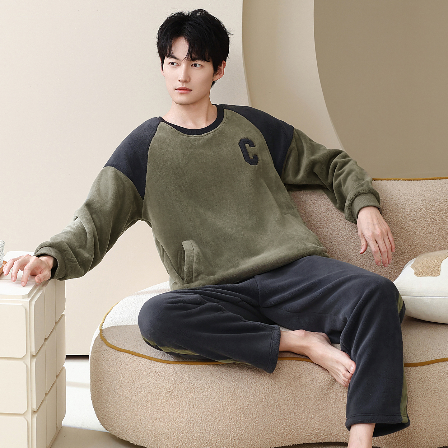 珊瑚绒睡衣男士秋冬季加厚加绒保暖高级感冬天法兰绒家居服套头