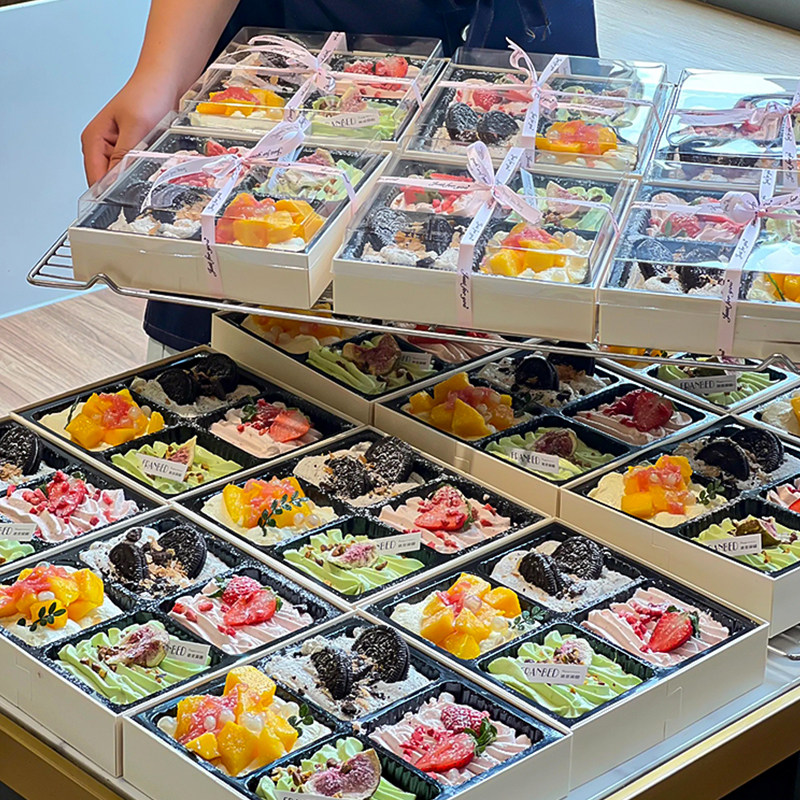 网红户外野餐口味水果四喜盒子蛋糕装饰春游四拼欢喜盒奶油甜品盒,节庆用品/礼品,蛋糕/烘焙装饰用品,淘宝优惠券,粉丝福利购,淘宝优惠卷